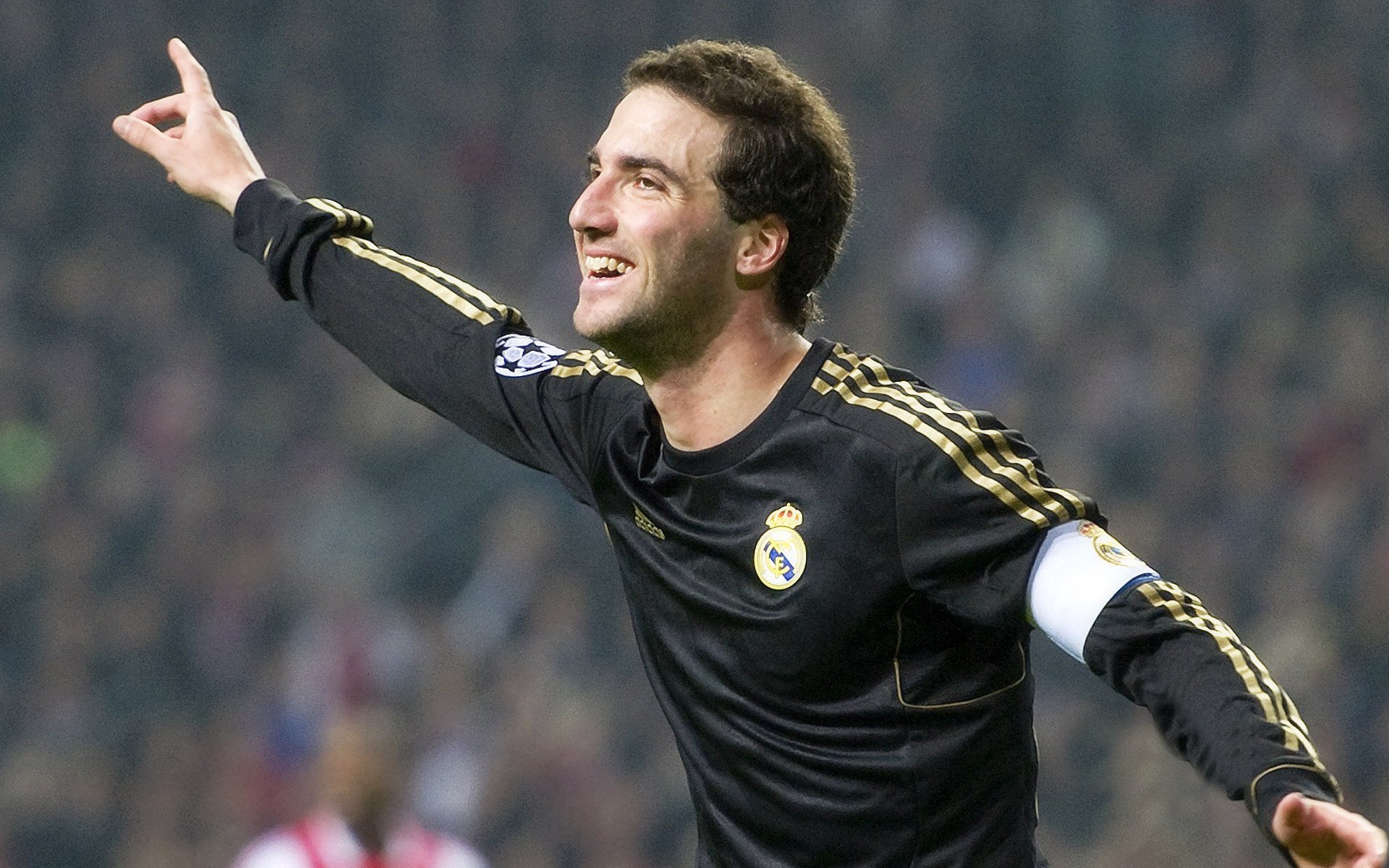 广东宏远球队战术执行日臻完善，广东宏远战绩